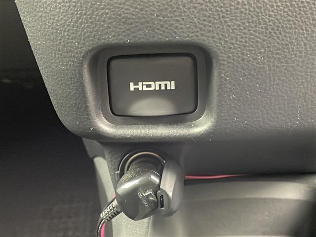 ヴォクシー ハイブリッドＳ－Ｚ　ワンオーナー　純正１０．５型ディスプレイオーディオ　快適利便パッケージ　オットマン　ステアリングヒーター　シートヒーター　バックカメラ　追従走行付きクルーズコントロール　ＷＡＣ　１００Ｖ電源　ＥＴＣ（29枚目）