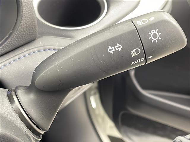 ヴォクシー ハイブリッドＳ－Ｚ　ワンオーナー　純正１０．５型ディスプレイオーディオ　快適利便パッケージ　オットマン　ステアリングヒーター　シートヒーター　バックカメラ　追従走行付きクルーズコントロール　ＷＡＣ　１００Ｖ電源　ＥＴＣ（35枚目）