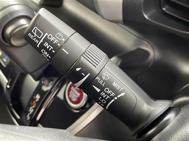 Ｎ－ＢＯＸ Ｇ　ＳＳパッケージ　純正インターナビ　両側パワースライドドア　バックカメラ　シティアクティブシステム　ハロゲンヘッドライト　純正１４インチアルミホイール　ワンセグＴＶ　Ｂｌｕｅｔｏｏｔｈ　ＵＳＢ接続　スマートキー　ＡＢＳ（9枚目）