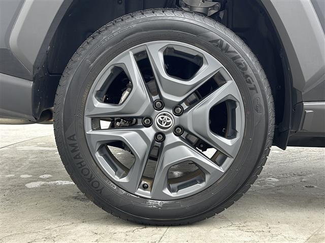 ＲＡＶ４ アドベンチャー　純正１０．５型ＤＡナビ　パノラマミックビューモニター　ＢＳＭ　シートベンチレーション　シートヒーター　トヨタセーフティセンス　レーダークルーズコントロール　プリクラッシュセーフティ　純正ＡＷ　　ＥＴＣ（21枚目）
