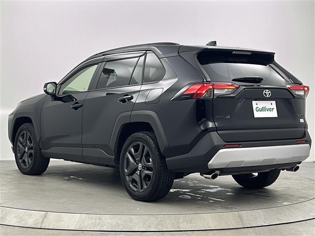 ＲＡＶ４ アドベンチャー　純正１０．５型ＤＡナビ　パノラマミックビューモニター　ＢＳＭ　シートベンチレーション　シートヒーター　トヨタセーフティセンス　レーダークルーズコントロール　プリクラッシュセーフティ　純正ＡＷ　　ＥＴＣ（24枚目）