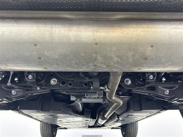 ＲＡＶ４ アドベンチャー　純正１０．５型ＤＡナビ　パノラマミックビューモニター　ＢＳＭ　シートベンチレーション　シートヒーター　トヨタセーフティセンス　レーダークルーズコントロール　プリクラッシュセーフティ　純正ＡＷ　　ＥＴＣ（41枚目）