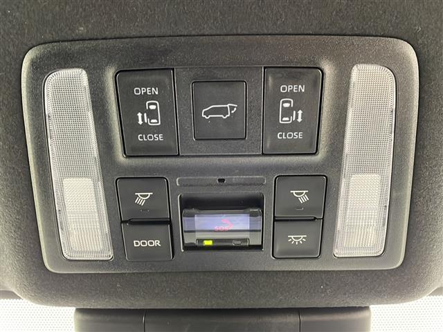 ヴォクシー ハイブリッドS-Z 純正10.5インチDAナビ 快適利便パッケージHigh ユニバーサルステップ プロジェクター三眼LEDライト パワーバックドア トヨタセーフティセンス 前後シートヒーター 両側パワスラ 追従クルコン(11枚目)