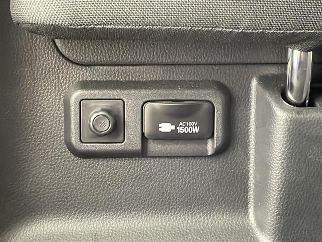 ヴォクシー ハイブリッドS-Z 純正10.5インチDAナビ 快適利便パッケージHigh ユニバーサルステップ プロジェクター三眼LEDライト パワーバックドア トヨタセーフティセンス 前後シートヒーター 両側パワスラ 追従クルコン(33枚目)