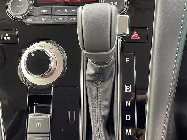 安心の全車保証付き！（※部分保証、国産車は納車後３ヶ月、輸入車は納車後１ヶ月の保証期間となります）。その他長期保証（有償）もご用意しております！※長期保証を付帯できる車両には条件がございます。