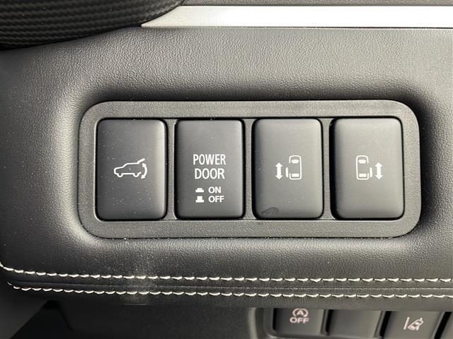 気になる車はすぐにお問い合わせください！画面右側の００６６から始まる無料ダイヤルからお問い合わせ下さい！専門スタッフがお車のご質問にお答えいたします！