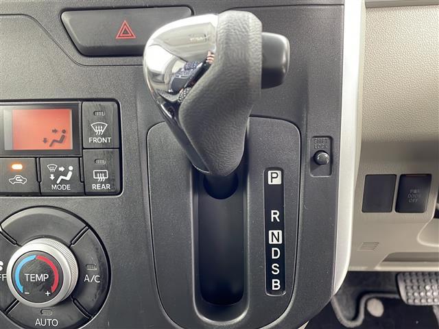 タント Xターボ SA 純正SDナビ ETC バックカメラ 両側パワースライドドア アイドリングストップ 衝突被害軽減システム スタッドレスタイヤ積み込み 純正ミッキーマウスシートカバー・フロアマット オートライト ABS(11枚目)