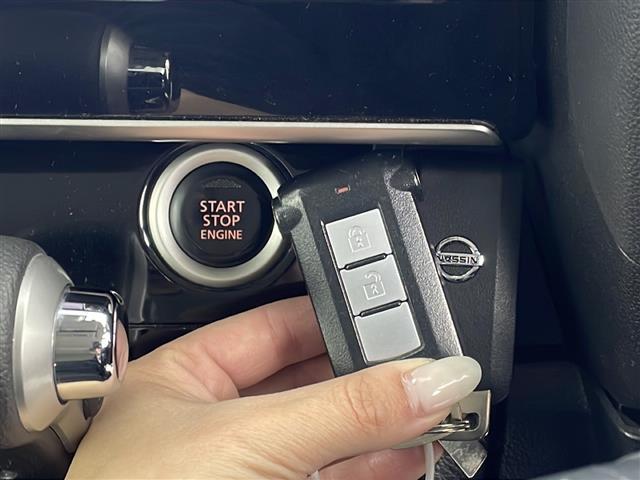 デイズルークス ハイウェイスター　Ｘ　Ｇパッケージ　純正ナビ　全方位カメラ　前後ドラレコ　両側パワスラ　ＥＴＣ　横滑り防止装置　アイドリングストップ　盗難防止装置　オートライト　ＡＢＳ　衝突軽減システム　純正フロアマット　純正ＡＷ　スペアキー　取説（9枚目）