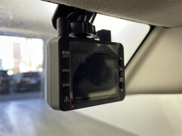 デイズルークス ハイウェイスター　Ｘ　Ｇパッケージ　純正ナビ　全方位カメラ　前後ドラレコ　両側パワスラ　ＥＴＣ　横滑り防止装置　アイドリングストップ　盗難防止装置　オートライト　ＡＢＳ　衝突軽減システム　純正フロアマット　純正ＡＷ　スペアキー　取説（12枚目）