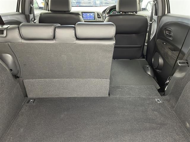 ヴェゼル ハイブリッドＲＳ・ホンダセンシング　ワンオーナー　純正８型ナビ　バックカメラ　レーダークルーズ　ＥＴＣ　前方ドラレコ　ホンダセンシング　シートヒーター　ハーフレザーシート　パドルシフト　スマートキー　スペアキー　純正ＡＷ　ＨＤＭＩ（31枚目）