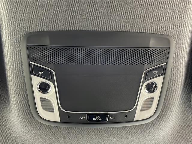 ヴェゼル ハイブリッドＲＳ・ホンダセンシング　ワンオーナー　純正８型ナビ　バックカメラ　レーダークルーズ　ＥＴＣ　前方ドラレコ　ホンダセンシング　シートヒーター　ハーフレザーシート　パドルシフト　スマートキー　スペアキー　純正ＡＷ　ＨＤＭＩ（38枚目）