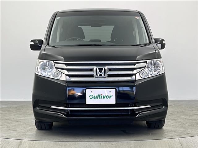 ステップワゴン Ｇ　コンフォートセレクション　純正９型ナビ　両側パワースライドドア　バックカメラ　クルーズコントロール　ワンセグＴＶ　ＣＤ　ＤＶＤ　ＵＳＢ接続　ＡＡＣ　ビルトインＥＴＣ　キセノンヘッドライト　オートライト　アイドリングストップ（16枚目）