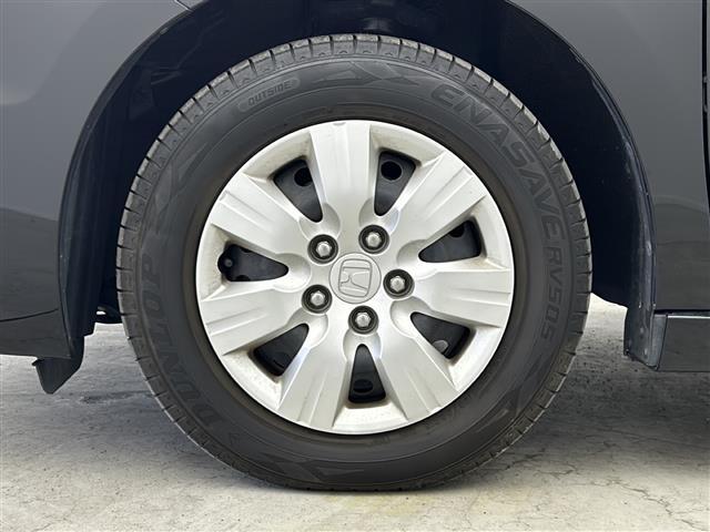 ステップワゴン Ｇ　コンフォートセレクション　純正９型ナビ　両側パワースライドドア　バックカメラ　クルーズコントロール　ワンセグＴＶ　ＣＤ　ＤＶＤ　ＵＳＢ接続　ＡＡＣ　ビルトインＥＴＣ　キセノンヘッドライト　オートライト　アイドリングストップ（21枚目）