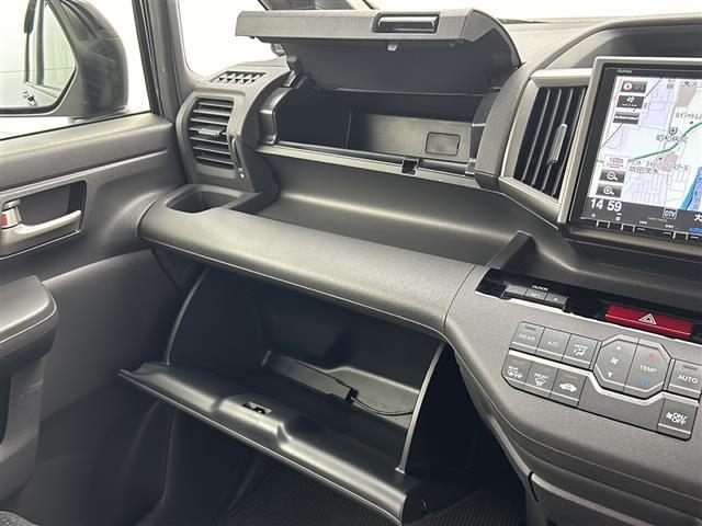 ステップワゴン Ｇ　コンフォートセレクション　純正９型ナビ　両側パワースライドドア　バックカメラ　クルーズコントロール　ワンセグＴＶ　ＣＤ　ＤＶＤ　ＵＳＢ接続　ＡＡＣ　ビルトインＥＴＣ　キセノンヘッドライト　オートライト　アイドリングストップ（38枚目）