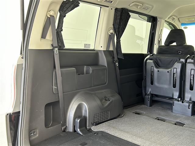 ステップワゴン Ｇ　コンフォートセレクション　純正９型ナビ　両側パワースライドドア　バックカメラ　クルーズコントロール　ワンセグＴＶ　ＣＤ　ＤＶＤ　ＵＳＢ接続　ＡＡＣ　ビルトインＥＴＣ　キセノンヘッドライト　オートライト　アイドリングストップ（41枚目）