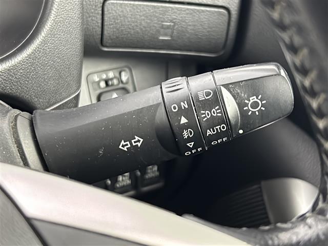 デイズルークス ハイウェイスター　ターボ　純正ナビ　アラウンドビューモニター　両側パワースライドドア　アイドリングストップ　ターボ　衝突軽減　ＬＥＤヘッドライト　オートライト　純正１５インチＡＷ　Ｂｌｕｅｔｏｏｔｈ　ワンセグ　スペアキー（8枚目）