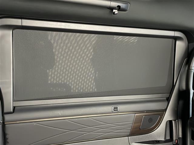 アルファード Z ワンオーナー 純正14incDAナビ 13.2inc後席モニター BSM ユニバーサルステップ デジタルインナーミラー アドバンストパーク 追従クルコン ムーンルーフ 全周囲カメラ 純正アルミホイール(34枚目)