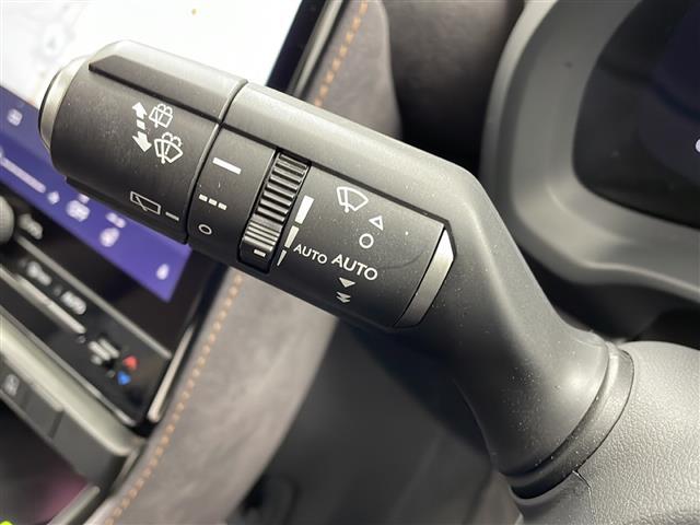 ガラスコーティング、ナビゲーション、ＥＴＣなど、その他のパーツの取り付けお見積もりのご相談も承っております！！クルマのこと何でもお任せください！