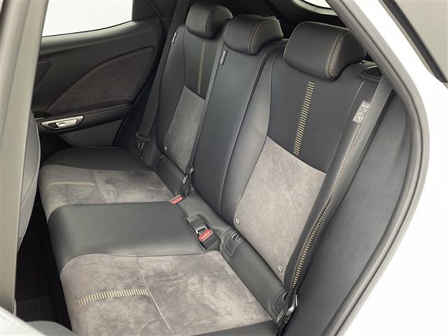 商談ルームにはキッズルームも完備しています☆お子様連れでもゆっくりとお車をお選びいただけます！