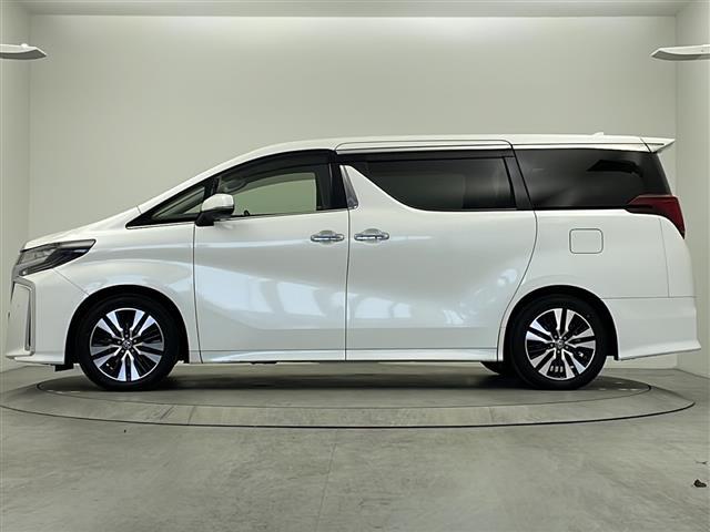 アルファード 2.5S Cパッケージ ワンオーナー JBLサウンド Wムーンルーフ 純正10.5型ナビ 純正12.1型後席モニター 全方位カメラ 3眼LEDヘッドライト パワーバックドア シーケンシャルランプ スペアタイヤ 両側パワスラ(19枚目)