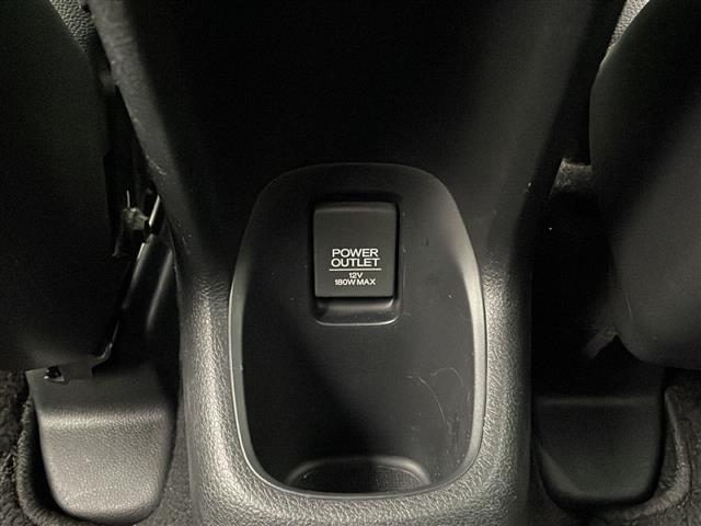 ヴェゼル ハイブリッドRS・ホンダセンシング ワンオナ 純正8型ナビ バックカメラ ETC 前方ドラレコ ホンダセンシング レーダークルコン 衝突被害軽減システム 横滑り防止装置 アイドリングストップ ハーフレザー シトヒタ スペアキー 純正AW(33枚目)