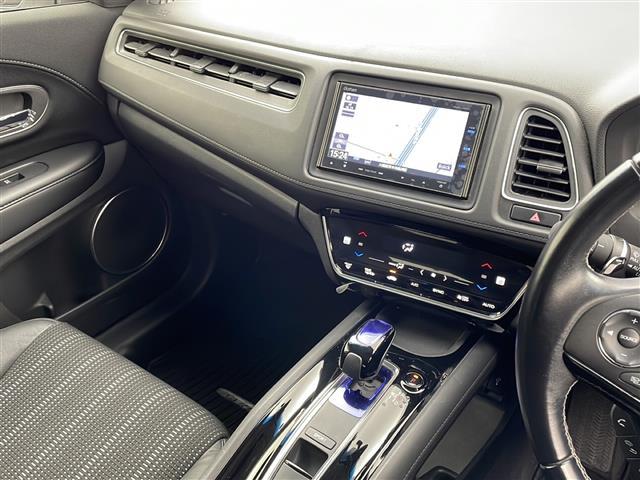 ヴェゼル ハイブリッドZ・ホンダセンシング 純正SDナビ バックカメラ ETC ドライブレコーダー前後 衝突被害軽減システム クルーズコントロール追従 レーンキープアシスト オートライト ハーフレザーシート シートヒーター 純正17インチAW(34枚目)