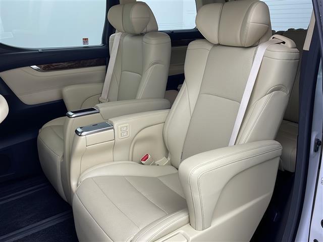 アルファードハイブリッド Ｇ　Ｆパッケージ　Ｗムーンルーフ　１２．１型後席モニター　純正９型ＤＡナビ　デジタルミラー　Ｂカメラ　ＢＳＭ　ＴｏｙｏｔａＳａｆｅｔｙＳｅｎｓｅ　パワーバックドア　両側パワスラ　メモリシート　シトヒタ　シトクラ　ＥＴＣ（40枚目）