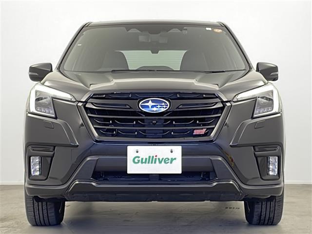 フォレスター ＳＴＩスポーツ　純正８型ナビ　ダイアトーンサウンド　ＢＳＭ　アイサイト　Ｘ－ＭＯＤＥ　ＳＴＩシフトノブ　シートベルトプロテクター　パドルシフト　前後コーナーセンサー　フロントカメラ　サイドカメラ　前後シートヒーター（16枚目）