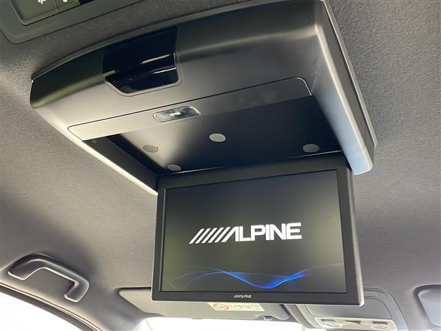 ヴォクシー ＺＳ　煌ＩＩ　アルパイン９型ナビ　１０．１型後席モニター　トヨタセーフティセンス　両側パワスラ　バックカメラ　前後コーナーセンサー　プリクラッシュセーフティー　クルーズコントロール　オートハイビーム　ＥＴＣ（5枚目）