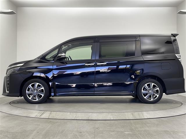 ヴォクシー ＺＳ　煌ＩＩ　アルパイン９型ナビ　１０．１型後席モニター　トヨタセーフティセンス　両側パワスラ　バックカメラ　前後コーナーセンサー　プリクラッシュセーフティー　クルーズコントロール　オートハイビーム　ＥＴＣ（19枚目）