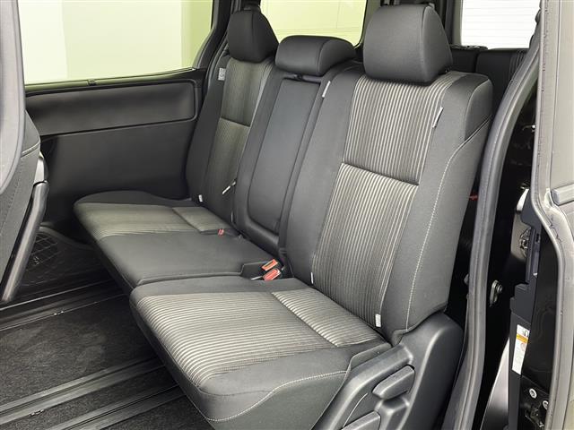 ヴォクシー ＺＳ　煌ＩＩ　アルパイン９型ナビ　１０．１型後席モニター　トヨタセーフティセンス　両側パワスラ　バックカメラ　前後コーナーセンサー　プリクラッシュセーフティー　クルーズコントロール　オートハイビーム　ＥＴＣ（36枚目）