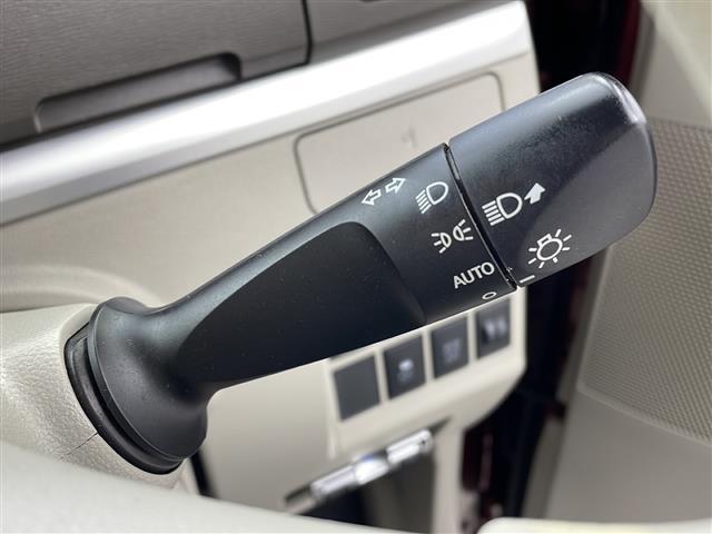 タント X 純正ナビ ETC 両側パワスラ 横滑り防止装置 エコアイドル オートライト ABS 純正フロアマット スマートキー ACC ハロゲンライト 保証書 取扱説明書 フルセグTV CD DVD BT AUX(30枚目)