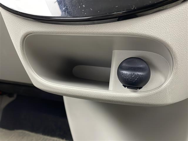 タント X 純正ナビ ETC 両側パワスラ 横滑り防止装置 エコアイドル オートライト ABS 純正フロアマット スマートキー ACC ハロゲンライト 保証書 取扱説明書 フルセグTV CD DVD BT AUX(33枚目)