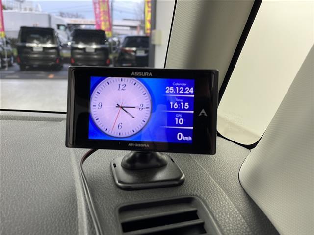 トール カスタムＧ　ターボ　ＳＡＩＩ　レーダー　純正ナビ　全方位カメラ　両側パワスラ　ＥＴＣ　ドラレコ　クルコン　アイドリングストップ　横滑り防止装置　レーンキープアシスト　盗難防止装置　衝突被害軽減システム　コーナーセンサー　スペアキー（2枚目）