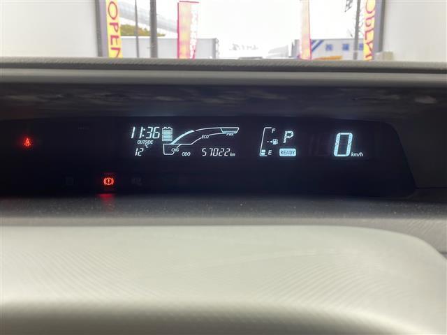 アクア Ｓ　純正フルエアロ　純正ナビ　バックカメラ　ＥＴＣ　ＡＢＳ　横滑り防止装置　オートライト　盗難防止装置　電格ミラー　キセノンヘッドライト　ＡＡＣ　純正フロアマット　スマートキー　スペアキー　エコモード（5枚目）