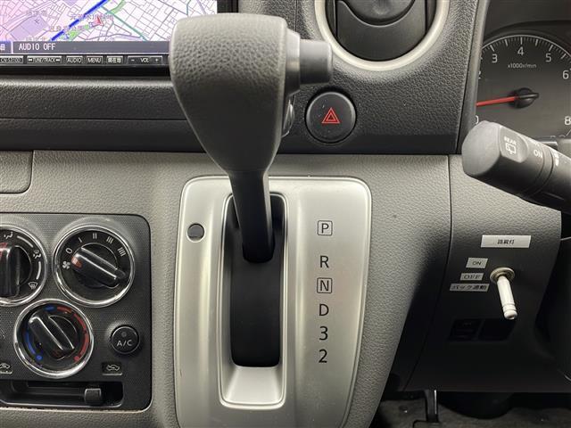 ＮＶ３５０キャラバンワゴン ＤＸ　キャンピング仕様　ベットキット　サブバッテリー　デジタルインナーミラー　簡易シンク　サブウーファー　スピーカー増設アルパイン　ハイルーフ　ＬＥＤヘッドライト　ＬＥＤフォグランプ　ＥＴＣ　電子レンジ（6枚目）