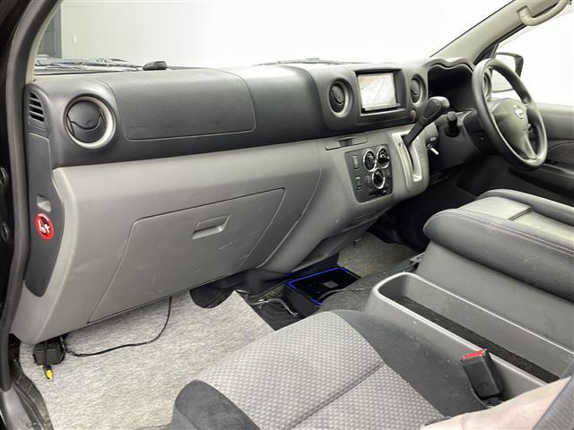 ＮＶ３５０キャラバンワゴン ＤＸ　キャンピング仕様　ベットキット　サブバッテリー　デジタルインナーミラー　簡易シンク　サブウーファー　スピーカー増設アルパイン　ハイルーフ　ＬＥＤヘッドライト　ＬＥＤフォグランプ　ＥＴＣ　電子レンジ（10枚目）