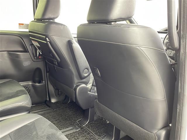 ヴォクシー ＺＳ　煌ＩＩＩ　純正１０インチナビ　１２．１インチ後席モニター　ＥＴＣ２．０　両側パワースライドドア　前後ドライブレコーダー　バックカメラ　ＬＥＤヘッドライト　Ｂｌｕｅｔｏｏｔｈ　クルーズコントロール　オートライト（12枚目）