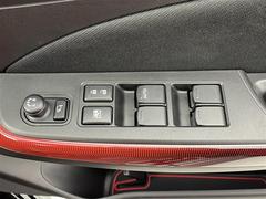 �¿��������ݾ��դ����ʢ���ʬ�ݾڡ��񻺼֤�Ǽ�ָ壳���͢���֤�Ǽ�ָ壱������ݾڴ��֤Ȥʤ�ޤ��ˡ�����¾Ĺ���ݾڡ�ͭ���ˤ⤴�Ѱդ��Ƥ���ޤ�����Ĺ���ݾڤ����ӤǤ����ξ�ˤϾ�郎�������ޤ��� 6