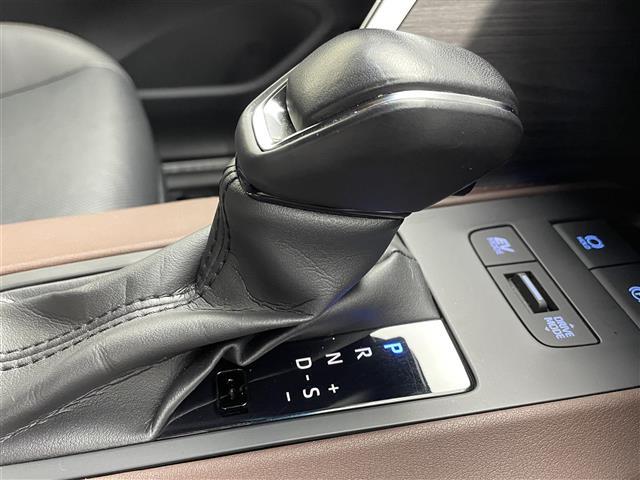 ハリアーハイブリッド Ｚ　レザーパッケージ　ＪＢＬサウンド　純正１２．３型ナビ　フルセグＴＶ　全周囲カメラ　ビルトインＥＴＣ２．０　衝突軽減ブレーキ　デジタルインナーミラー　シートヒーター　ベンチレーション　ワイヤレス充電　シートブラウン（23枚目）