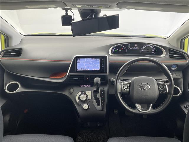 シエンタ ハイブリッドＧ　純正ナビ　フルセグＴＶ　Ｂｌｕｅｔｏｏｔｈ　バックモニター　両側パワースライドドア　トヨタセーフティセンス　レーンキープアシスト　オートハイビーム　ＬＥＤヘッドランプパッケージ　１５インチＡＷ（2枚目）
