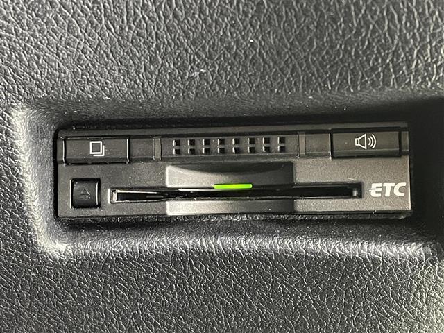 シエンタ ハイブリッドＧ　純正ナビ　フルセグＴＶ　Ｂｌｕｅｔｏｏｔｈ　バックモニター　両側パワースライドドア　トヨタセーフティセンス　レーンキープアシスト　オートハイビーム　ＬＥＤヘッドランプパッケージ　１５インチＡＷ（5枚目）