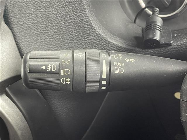 ジープ・ラングラーアンリミテッド スポーツ　ＡＬＰＩＮＥ製ナビ（ＥＸ９Ｚ）　クルーズコントロール　フルセグ　Ｂｌｕｅｔｏｏｔｈ　ダウンヒルアシスト　純正マット　ＭＴモード付ＡＴ　ＥＴＣ　バックカメラ　純正ＡＷ（2枚目）