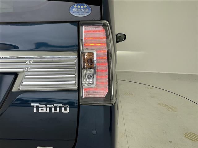 タント カスタムＸ　トップエディションＶＳ　ＳＡＩＩＩ　ワンオーナー　純正ナビ　全周囲カメラ　Ｂｌｕｅｔｏｏｔｈ　フルセグＴＶ　両側電動スライドドア　ヒートシーター　アイドリングストップ　衝突軽減ブレーキ　純正フロアマット　オートライト　オートハイビーム（38枚目）