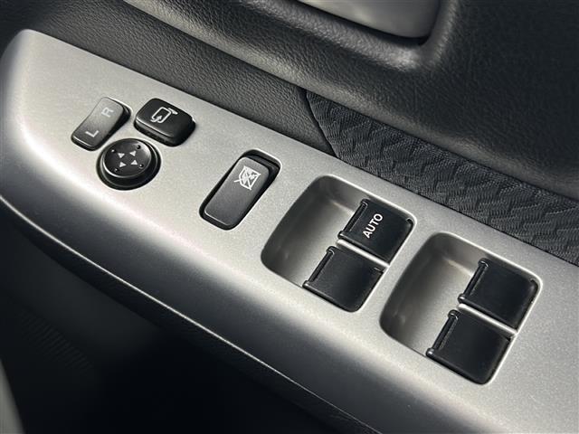 スペーシア Ｘリミテッド　７インチＳＤナビ　前後ドラレコ　シートヒーター　両側電動パワスラ　オートライト　ステアリングスイッチ　衝突軽減ブレーキ　横滑り防止装置　後席サンシェード　純正１４インチアルミホイール　純正フロアマット（27枚目）
