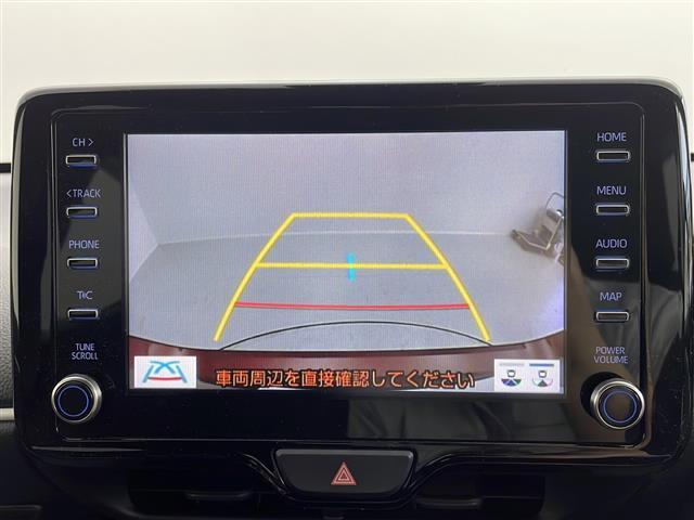 ヤリス ハイブリッドＺ　純正ナビ　バックモニター　スマートキー　ＬＥＤヘッドランプ　トヨタセーフティセンス　レーダークルーズコントロール　レーンキープアシスト　フロアマット　ドアバイザー　オートマチックハイビーム　禁煙車（9枚目）