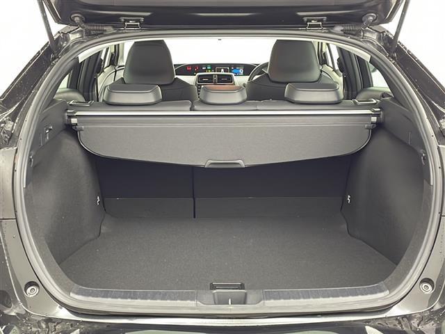 プリウス Ｓツーリングセレクション・ブラックエディション　純正ナビ　バックモニター　ＬＥＤヘッドライト　衝突軽減ブレーキ　追従クルコン　レーンキープアシスト　純正アルミホイール　ＥＴＣ　黒レザーシート　シートヒーター　ドライブレコーダー　スマートキー　禁煙車（16枚目）