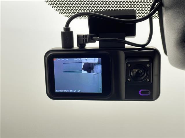 ヴォクシー ZS 煌II 純正10型ナビ フルセグTV バックモニター 衝突軽減ブレーキ 両側電動スライドドア LEDライト LEDフォグランプ ETC ドライブレコーダー スマートキー 横滑り防止装置 純正アルミホイール(4枚目)