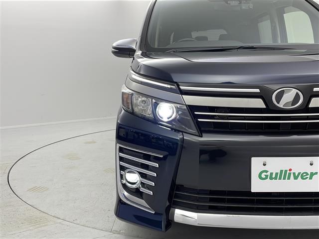 ヴォクシー ZS 煌II 純正10型ナビ フルセグTV バックモニター 衝突軽減ブレーキ 両側電動スライドドア LEDライト LEDフォグランプ ETC ドライブレコーダー スマートキー 横滑り防止装置 純正アルミホイール(43枚目)