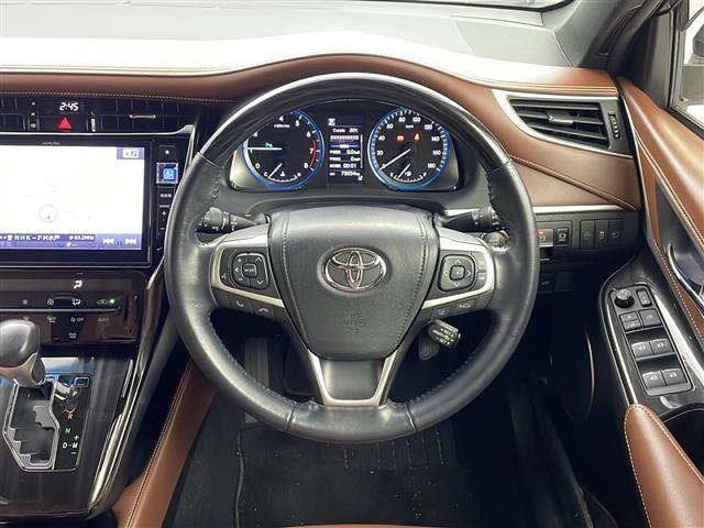 ハリアー プレミアム 10型ナビ フルセグTV バックモニター 衝突軽減ブレーキ 電動リアゲート ビルドインETC 茶革シート LEDヘッドライト フォグランプ 純正18インチアルミホイール 追従クルコン 横滑り防止装置(24枚目)